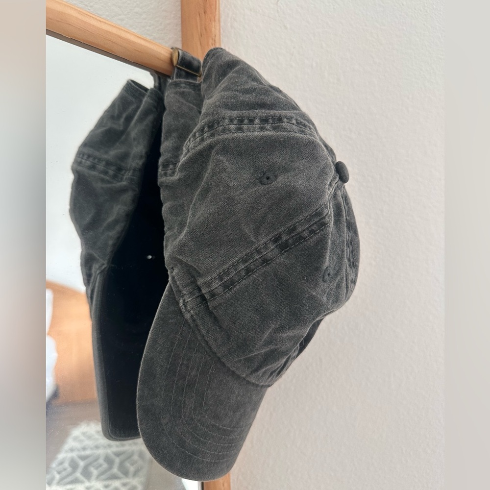 Vintage gray cap